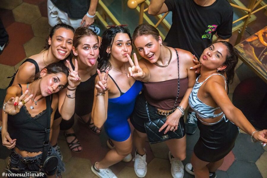 Rome: Pub Crawl & Ultimate Party Tour - Who will enjoy this Rome night out?