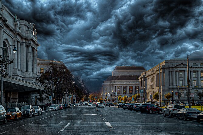 San Francisco: Ghosts, Boos and Booze Haunted Pub Crawl - A social night out, not a serious paranormal investigation