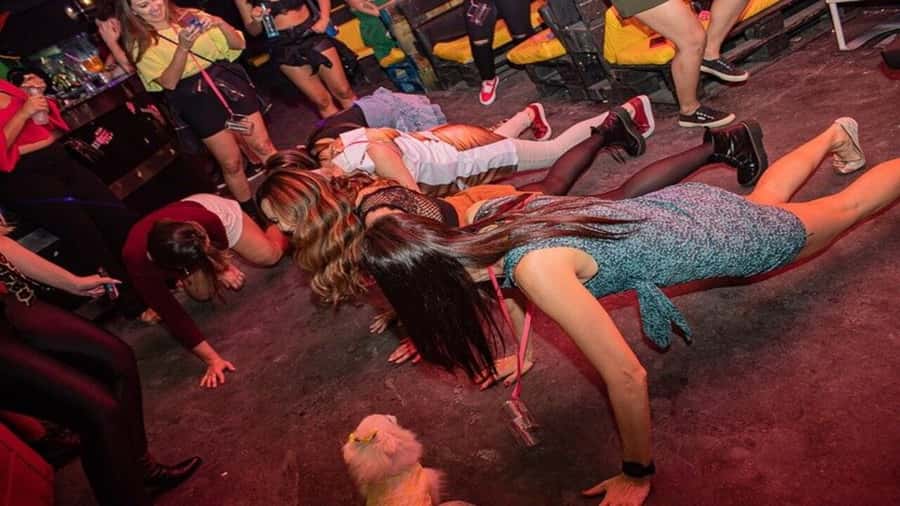São Paulo Nightlife: Pub Crawl in the City that Never Sleeps - Starting with caipirinhas in São Paulo