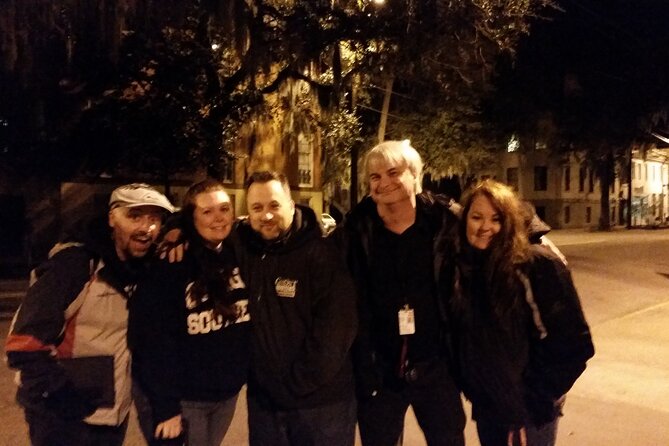 Savannah Ghost Tour with the Guy in the Kilt + Bar Stops - The cemetery, church, squares, and historic houses