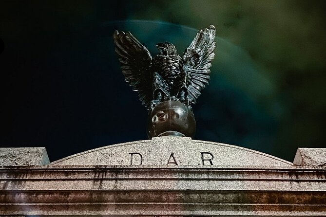 Savannah Haunted Pub Crawl Walking Tour - The Marshall House and Civil War hospital history