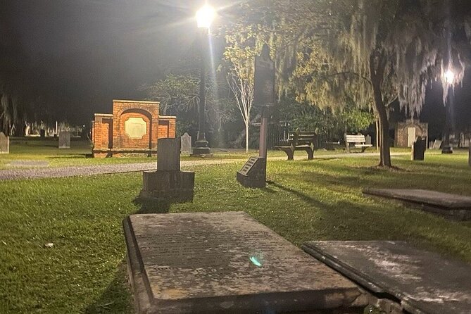 Savannah Haunted Pub Crawl Walking Tour - Group size, pacing, and the real pub-crawl question