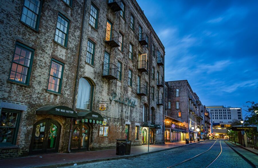 Savannah: True Crime Pub Crawl - Who will enjoy this Savannah night out