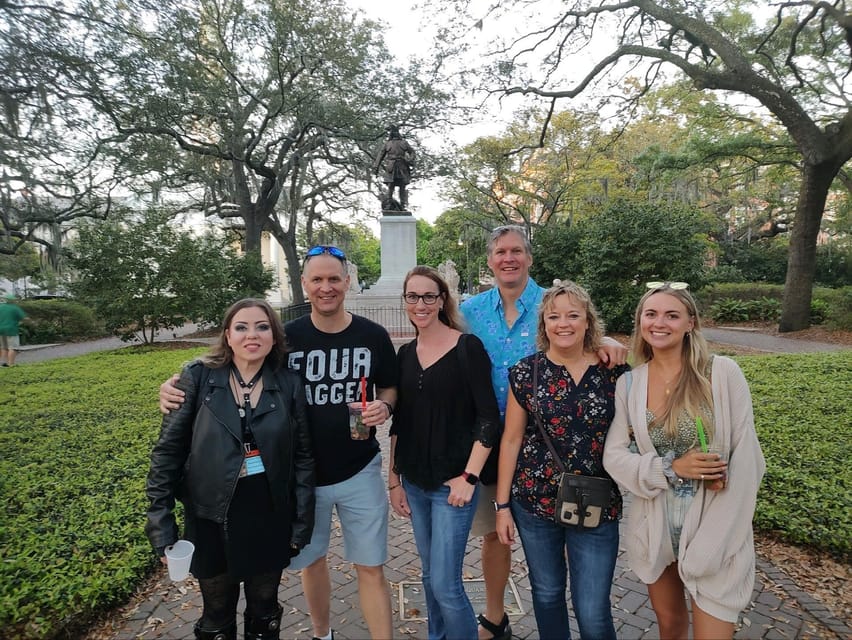 Savannah: True Crime Pub Crawl, The Original Murder Tour - Local guides make or break the evening