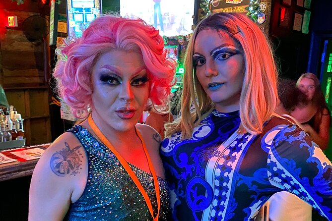 Savannah Yes, Queen! Drag Queen Pub Crawl - Drink specials, dancing, and karaoke