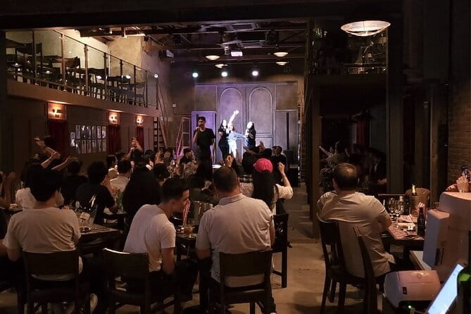 Seoul: LGBTQ+ Pub Crawl and Drag Show with Local Drag Queen - Rabbithole Arcade Pub and the main drag-show moment