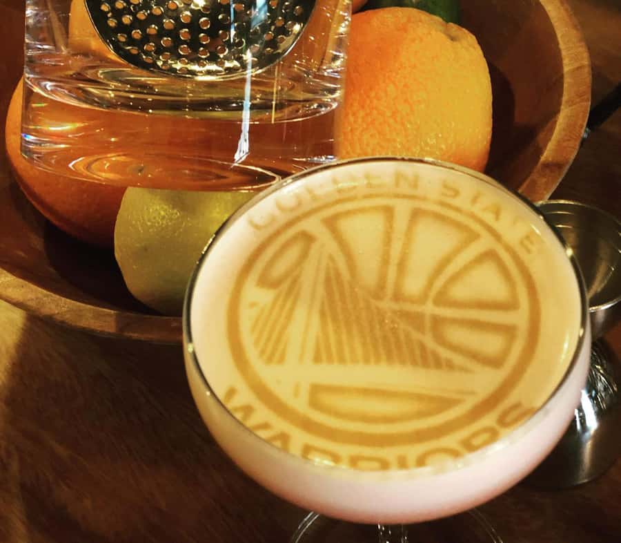 SF Pub Crawl and Clubbing Experience - The nightclub finish and the Hawthorn Club warning