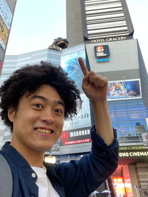 Shinjuku: bar hopping night tour at Japanese Izakaya - Drinks and food across several bars