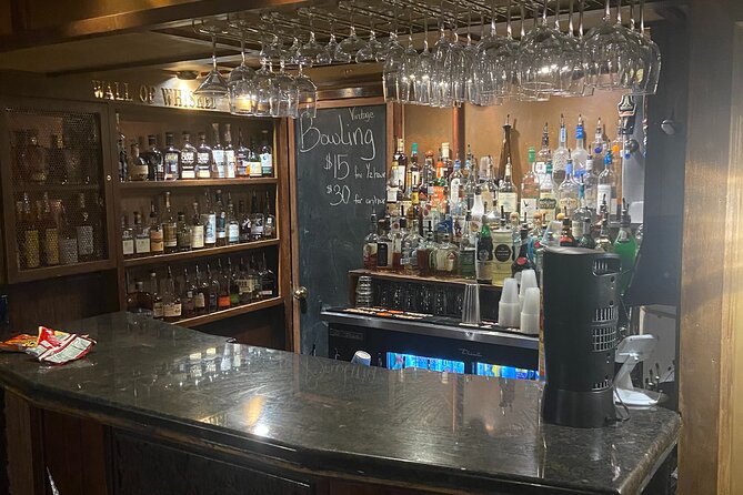 Small Group Pub Walk Tour in Austin with Professional Guide - Starting at Speakeasy Tavern on Congress Avenue