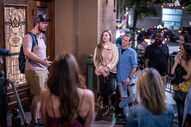 Small Group Pub Walk Tour in Austin with Professional Guide - What the small group adds
