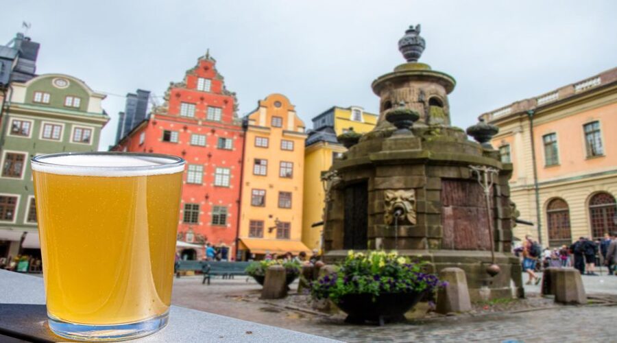 Swedish Beer Tasting Tour in Stockholm Old Town Pubs - The four-hour version adds dinner and a third stop