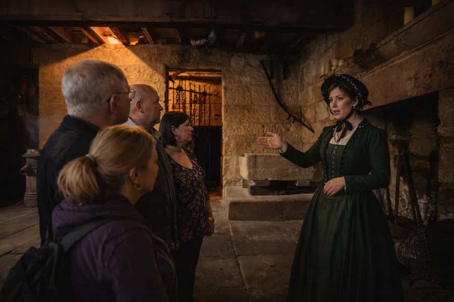 SYDNEY : Ghosts, Grog & The Rocks: Haunted Pubs &Cellar Tour - Who will enjoy this Sydney ghost walk?