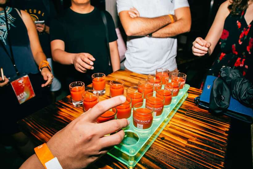 Taipei Nightlife: Taipei Pub Crawls (2 Different Routes) - Should you book TourMeAway’s Taipei pub crawl?