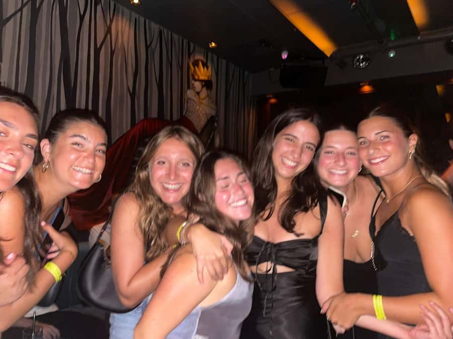 Tel Aviv: Pub Crawl and Nightlife Tour with Shots - Should you book the $25 pub crawl?