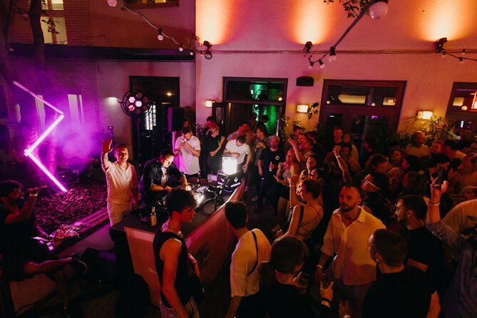 The Original Athens Pub Crawl - Who should book this Athens night out