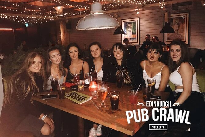 The Original Edinburgh Pub Crawl: 7 Bars! - The guides can make or break the night