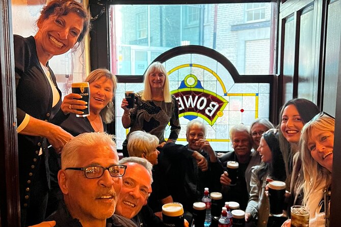 The Perfect Pint Pub Tour - Glasnevin Cemetery and the Gravediggers pub