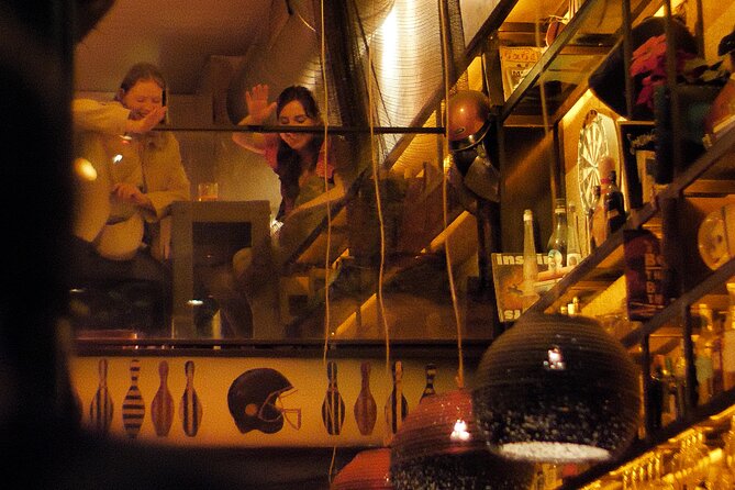 Thursday & Friday Night Pub Crawl for Professionals in Athens - What the guides add to the evening