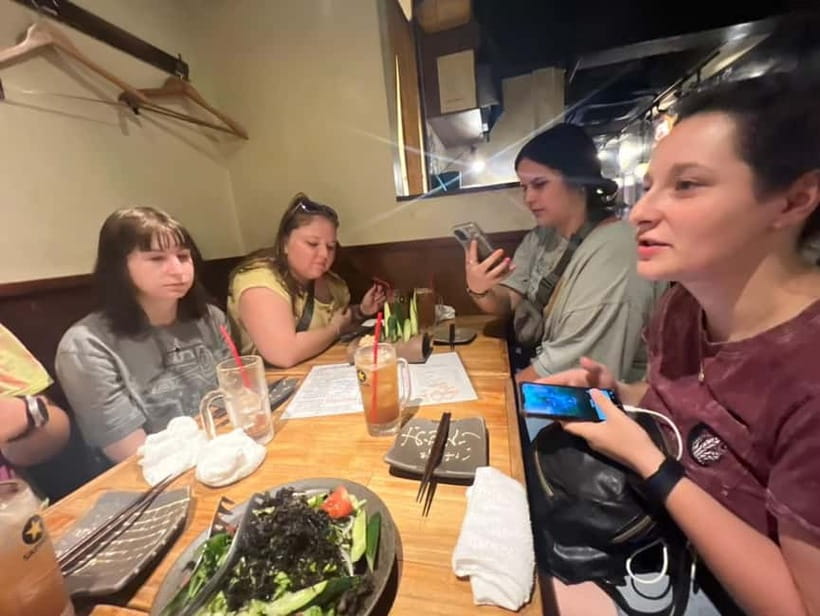 Tokyo:Japanese pub Journey with University Students - Is the $140 price fair?