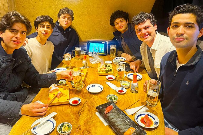 Tokyo: Shinjuku Bar Hopping & Night Walking Tour - Food, alcohol, and dietary limits