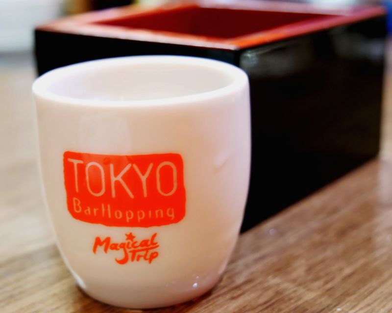 Tokyo: Shinjuku Bar Hopping with All-You-Can-Drink & Dinner - Golden Gai: tiny bars and a very different mood