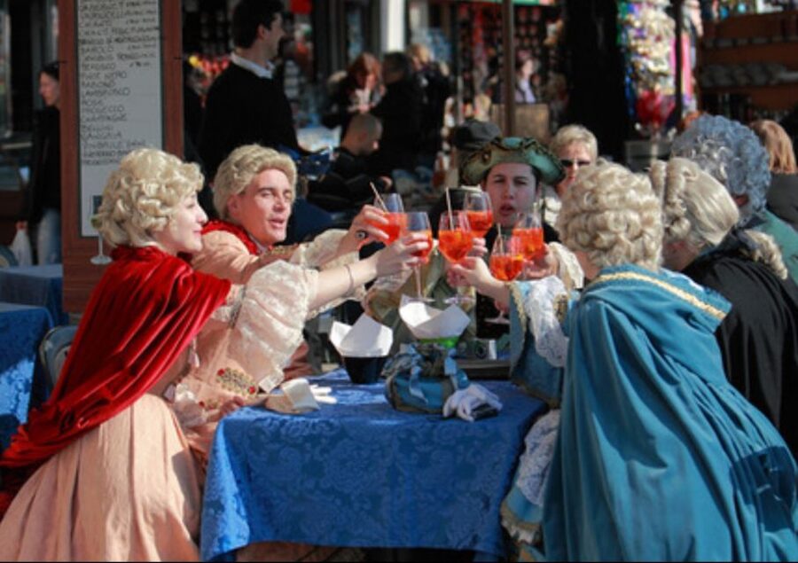 Venice: Venetian Style Carnival Pub Crawl - Practical tips for a smoother evening