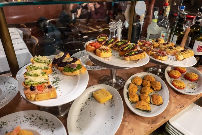 Venice: Venetian Style Carnival Pub Crawl - What the $93 price really covers