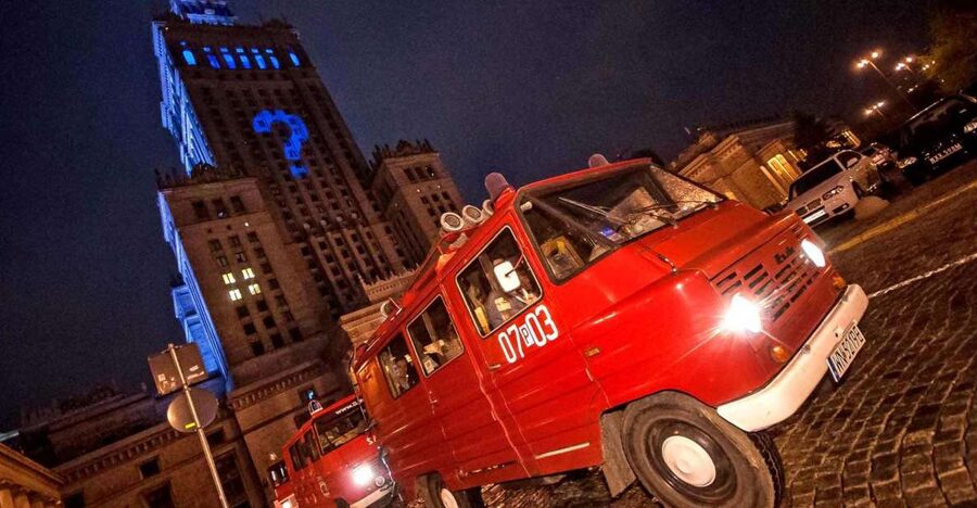 Warsaw: Evening History and Pubs Tour by Retro Minibus - Key points to know before booking