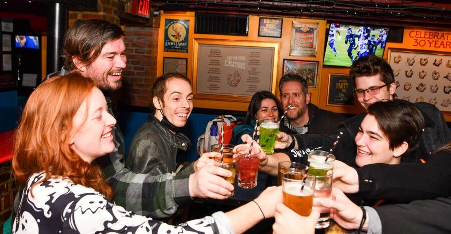 Washington DC: Ghosts Boos and Booze Haunted Pub Crawl - Starting at Old Ebbitt Grill