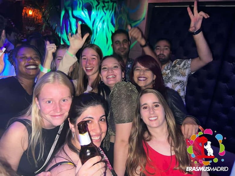 Wild Night Pub Crawl: Free Shots, Games & VIP Club Entry! - Handling the communication risk