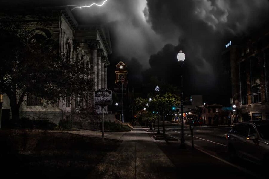 Wilmington: Boos and Booze Haunted Pub Crawl - How much value do you get for $28?