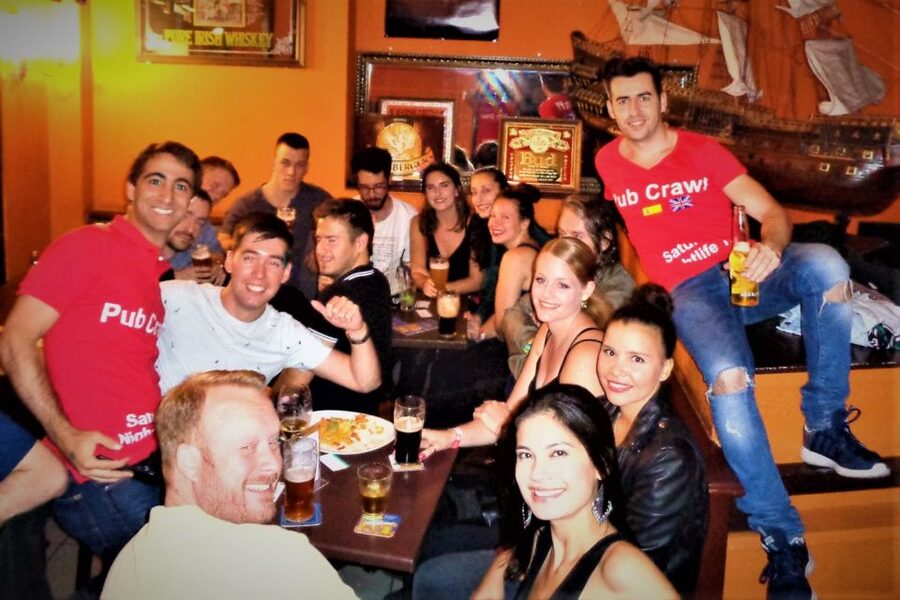 Zurich: Pub Crawl Nightlife Tour with Shots and Snacks - Meeting People Without Forcing It